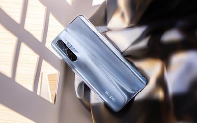 realme真我X50 Pro、X50 Pro玩家版降價 低至2999元