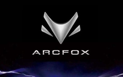 ARCFOX αT將于8·20亮相于9月上市 長續(xù)航版開653km